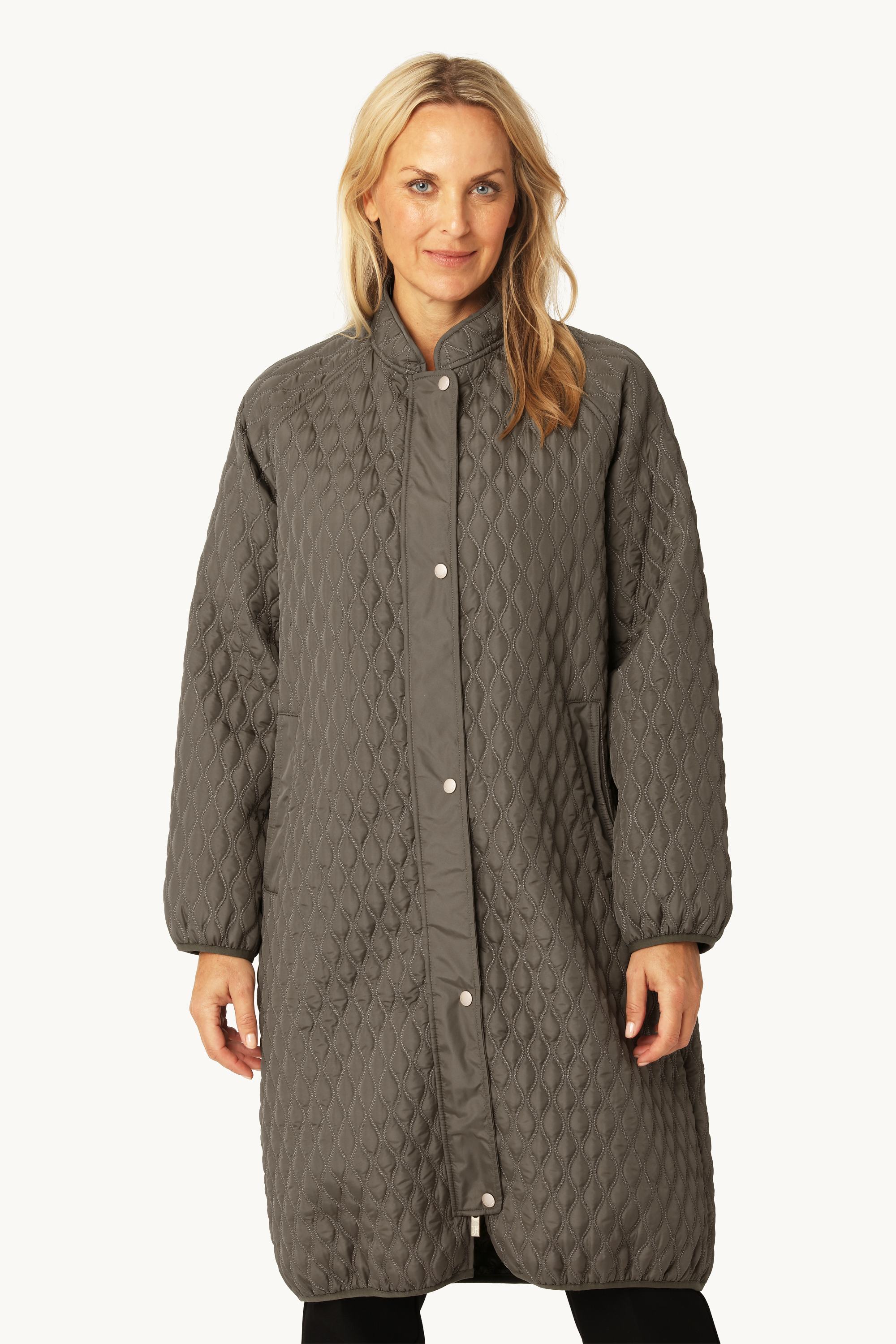 Long Quilt Coat - Tarmac