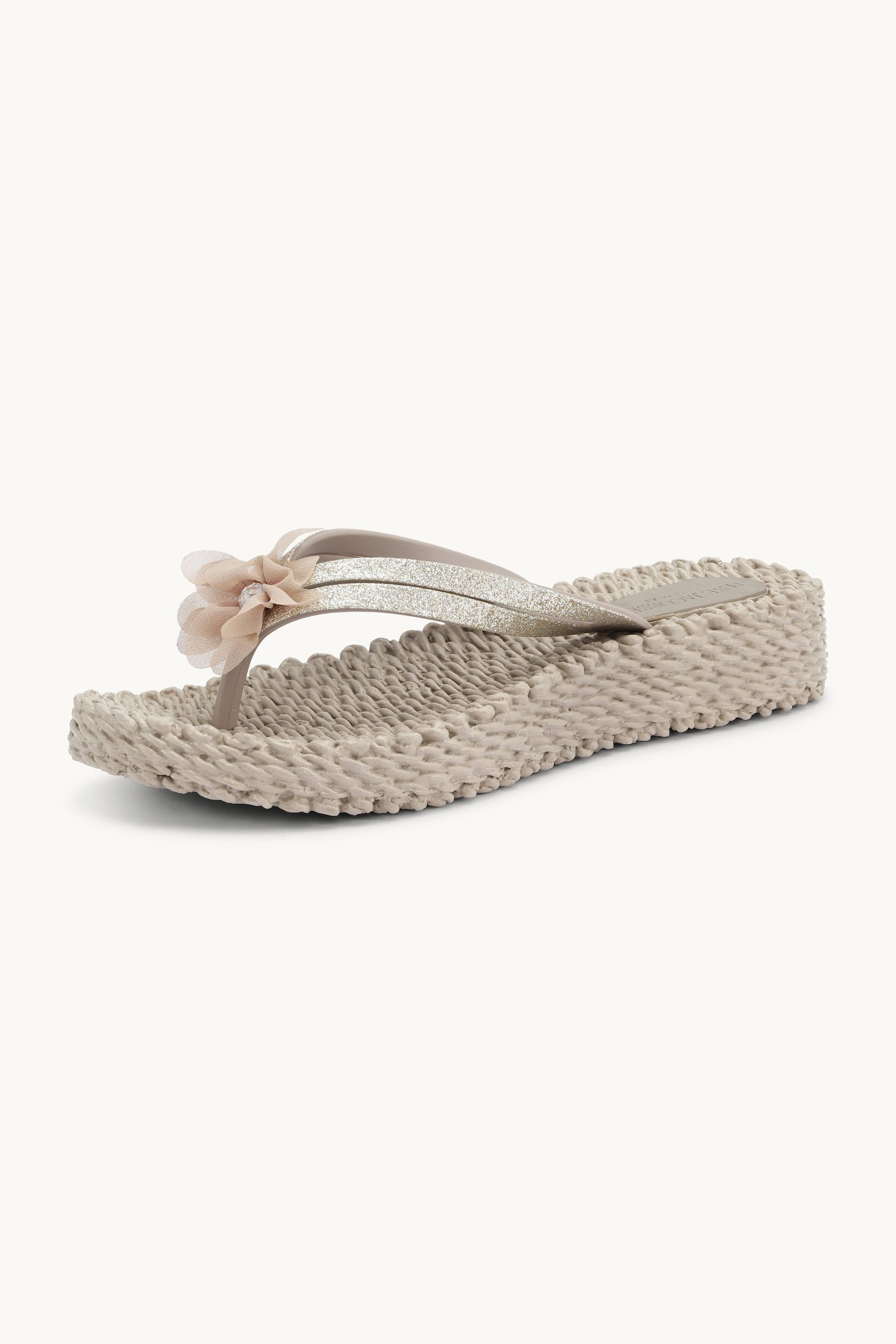 Flip Flops with Flower - Atmosphere