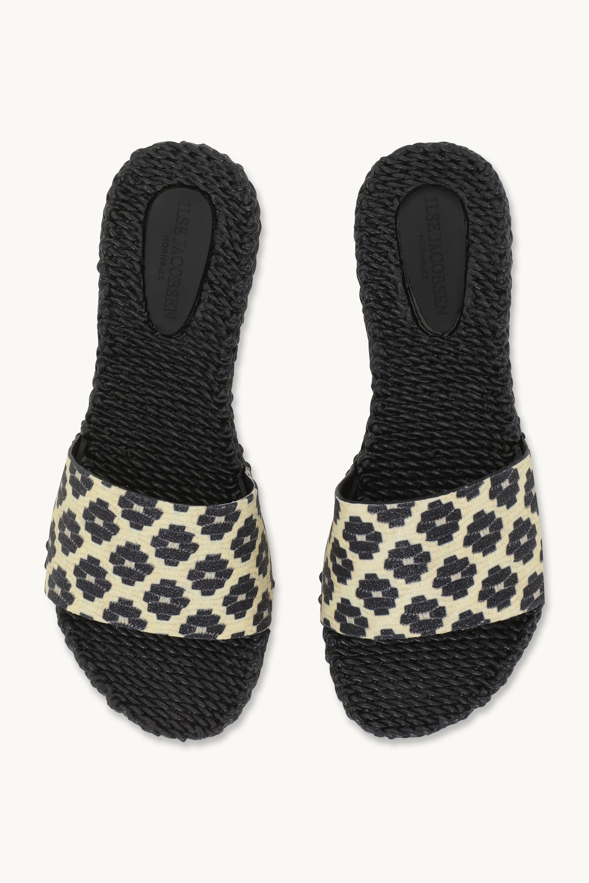Slip-On Flip Flops - Black