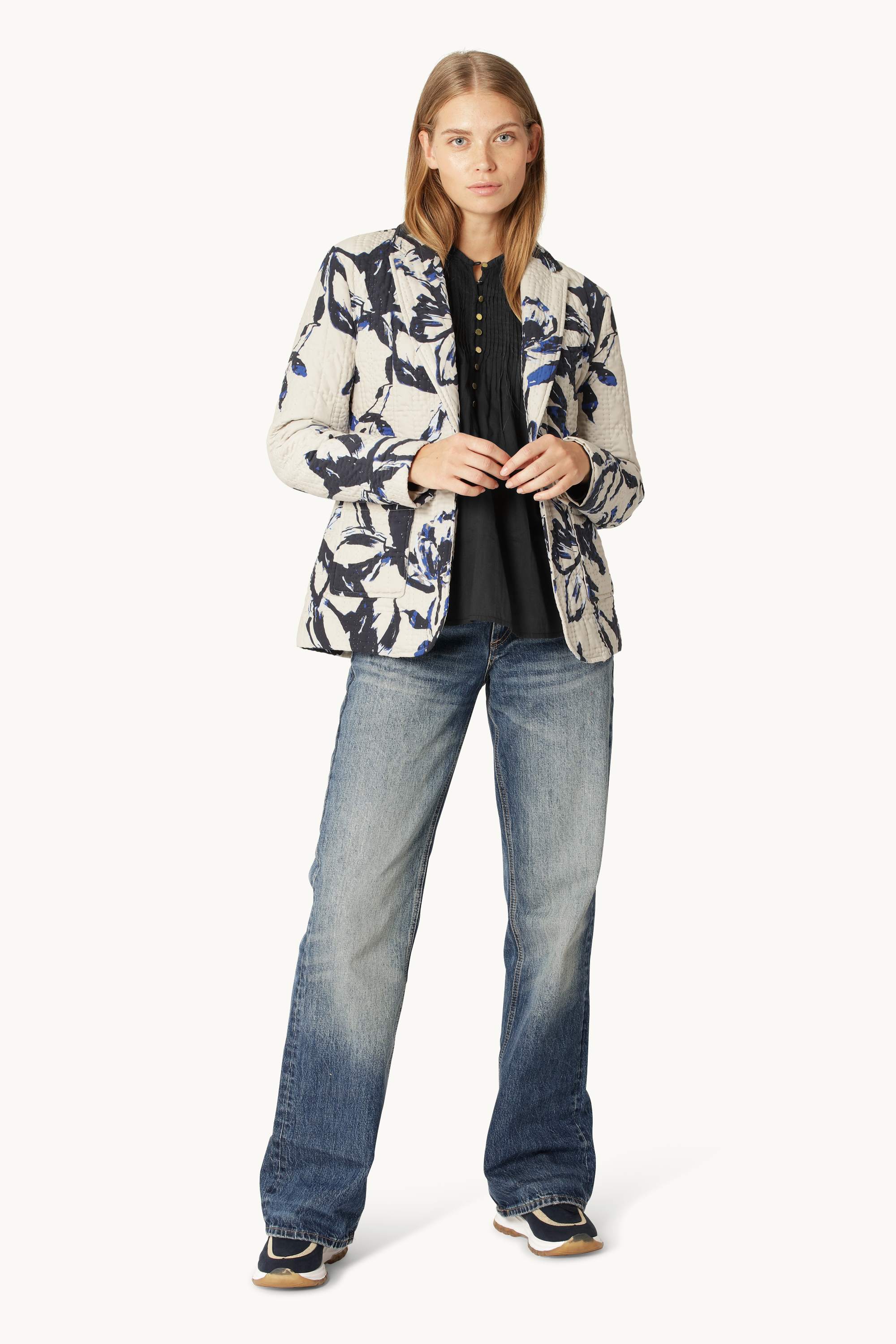 Quiltad Blazer - Beige Artsy Stroke Flower