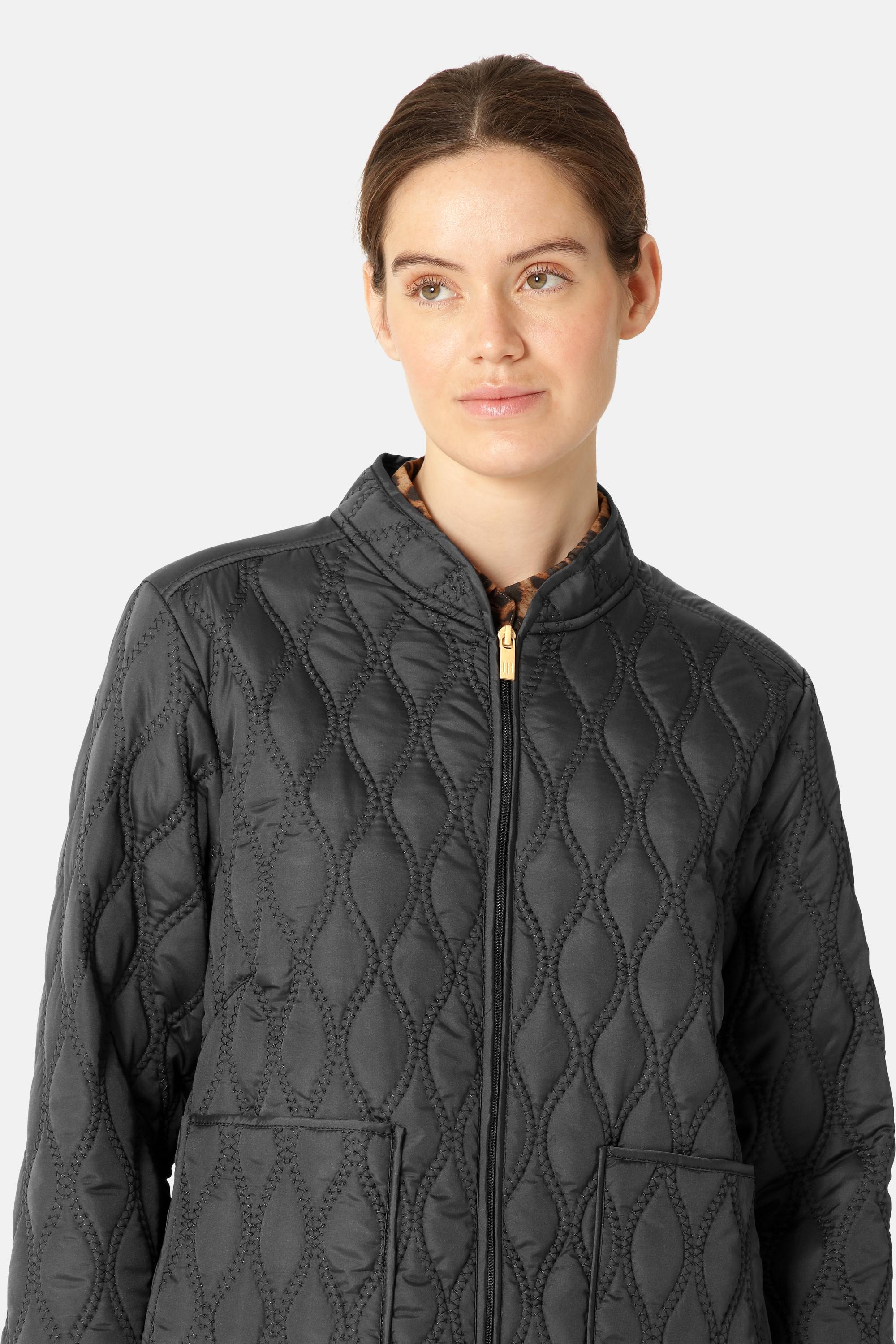 Short Quilt Jacket - Black