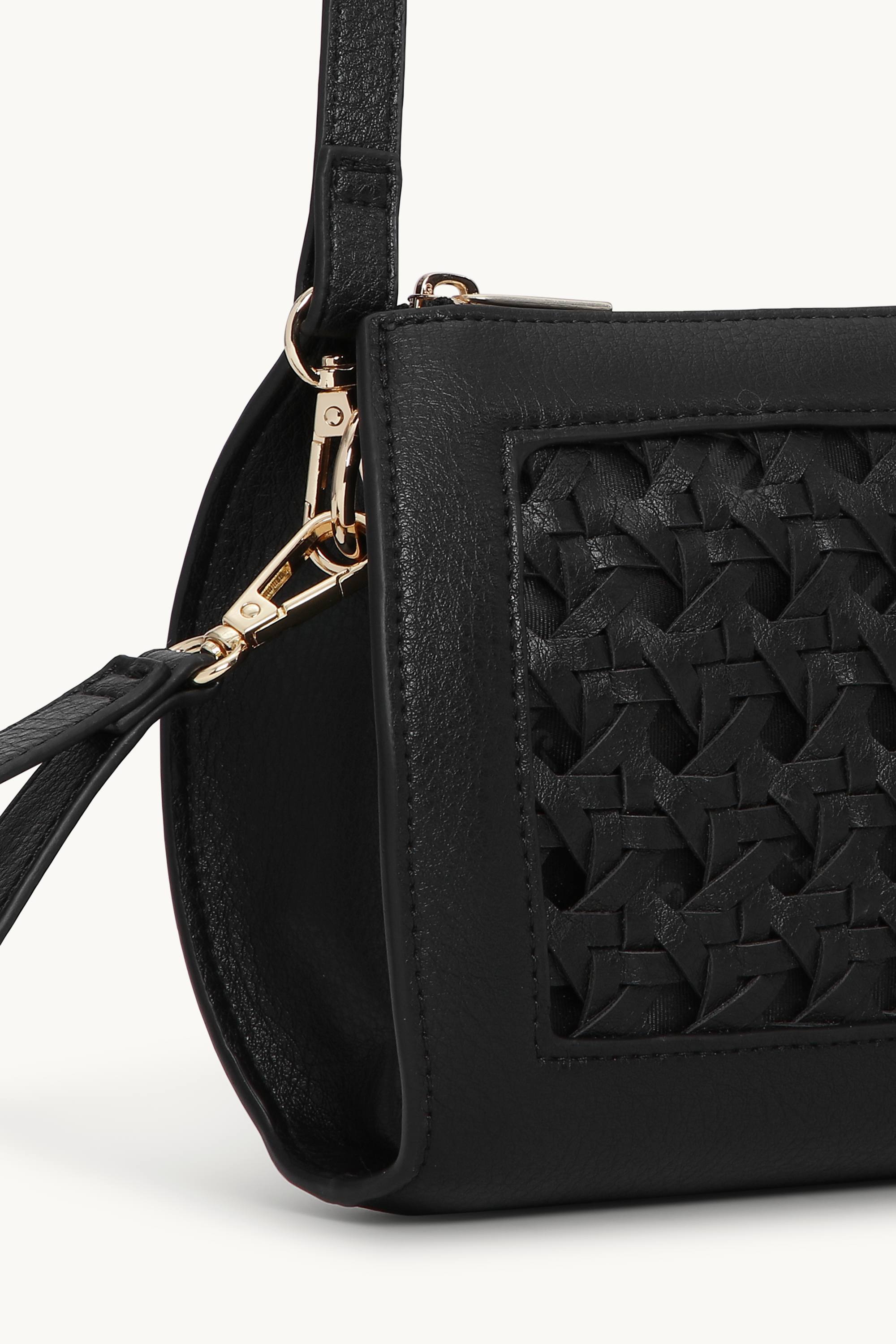 Braided Clutch - Black Black