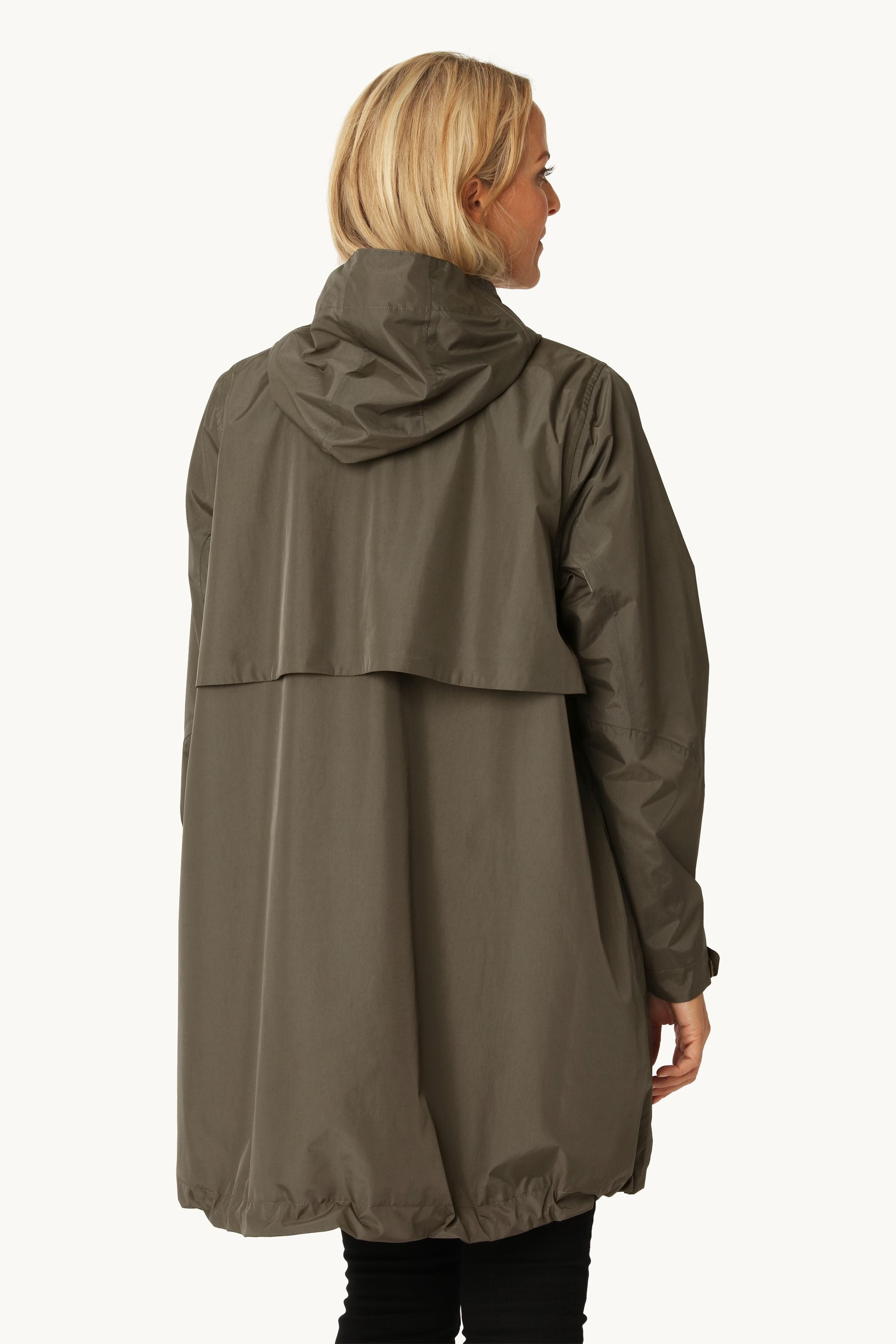 Raincoat - Tarmac