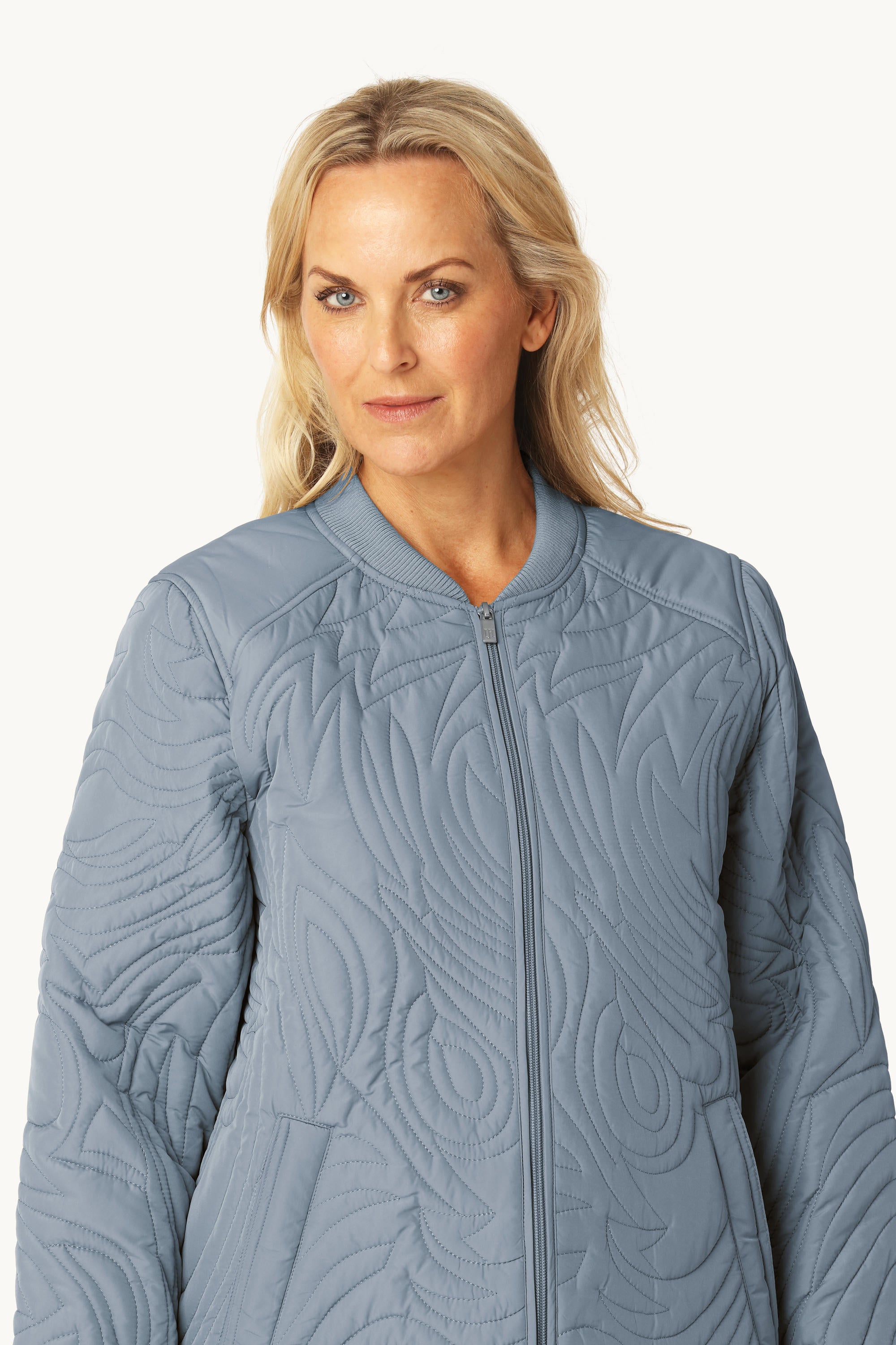 Kort Quiltad Jacka - Grey Blue