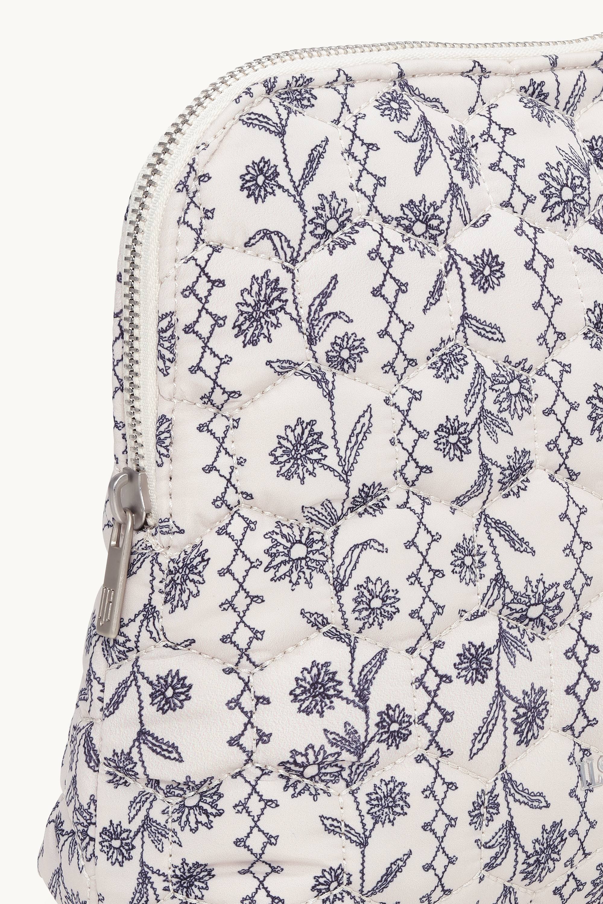 Makeup Pouch - White Wildflower