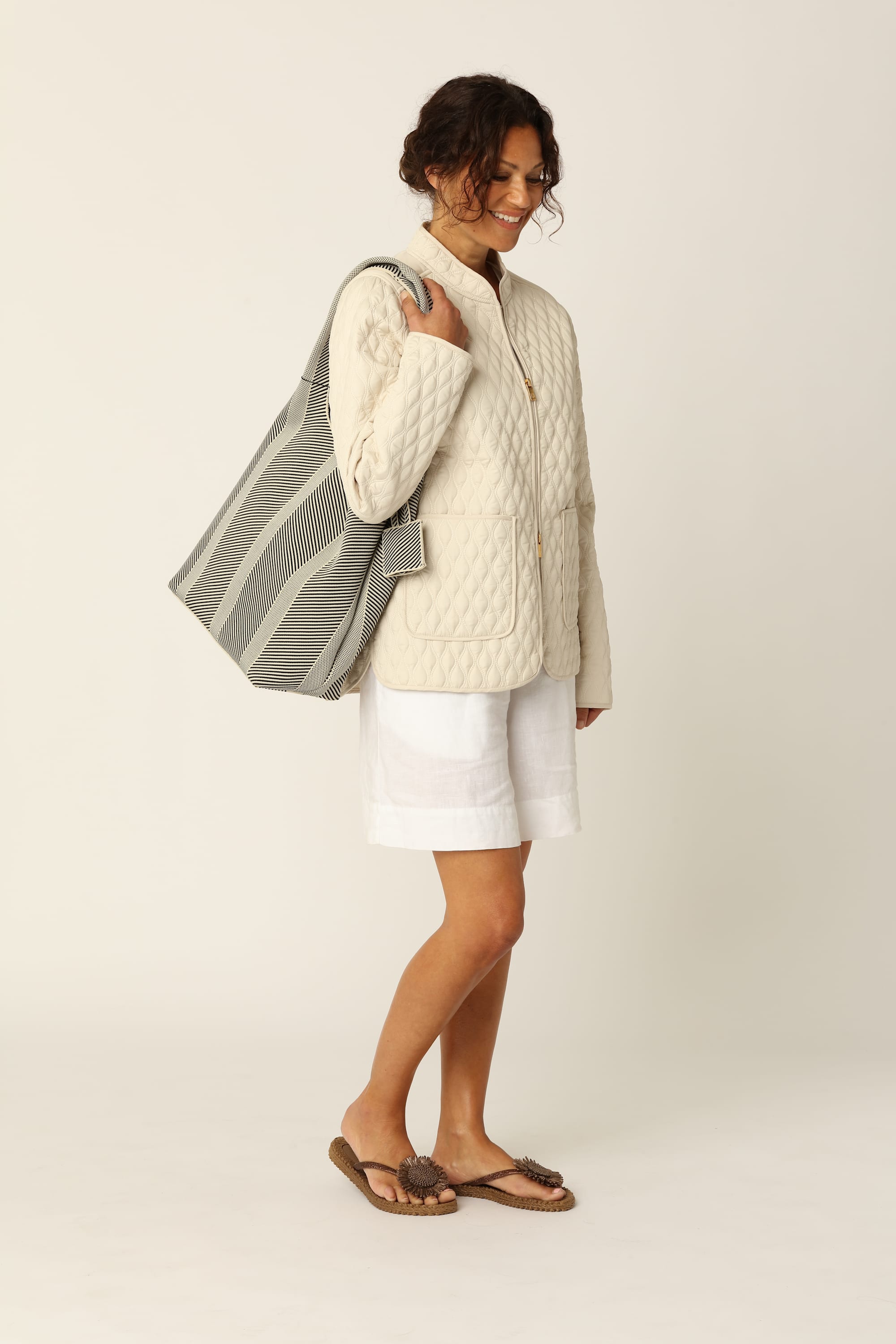 Knitted Bag - Milk Creme Black