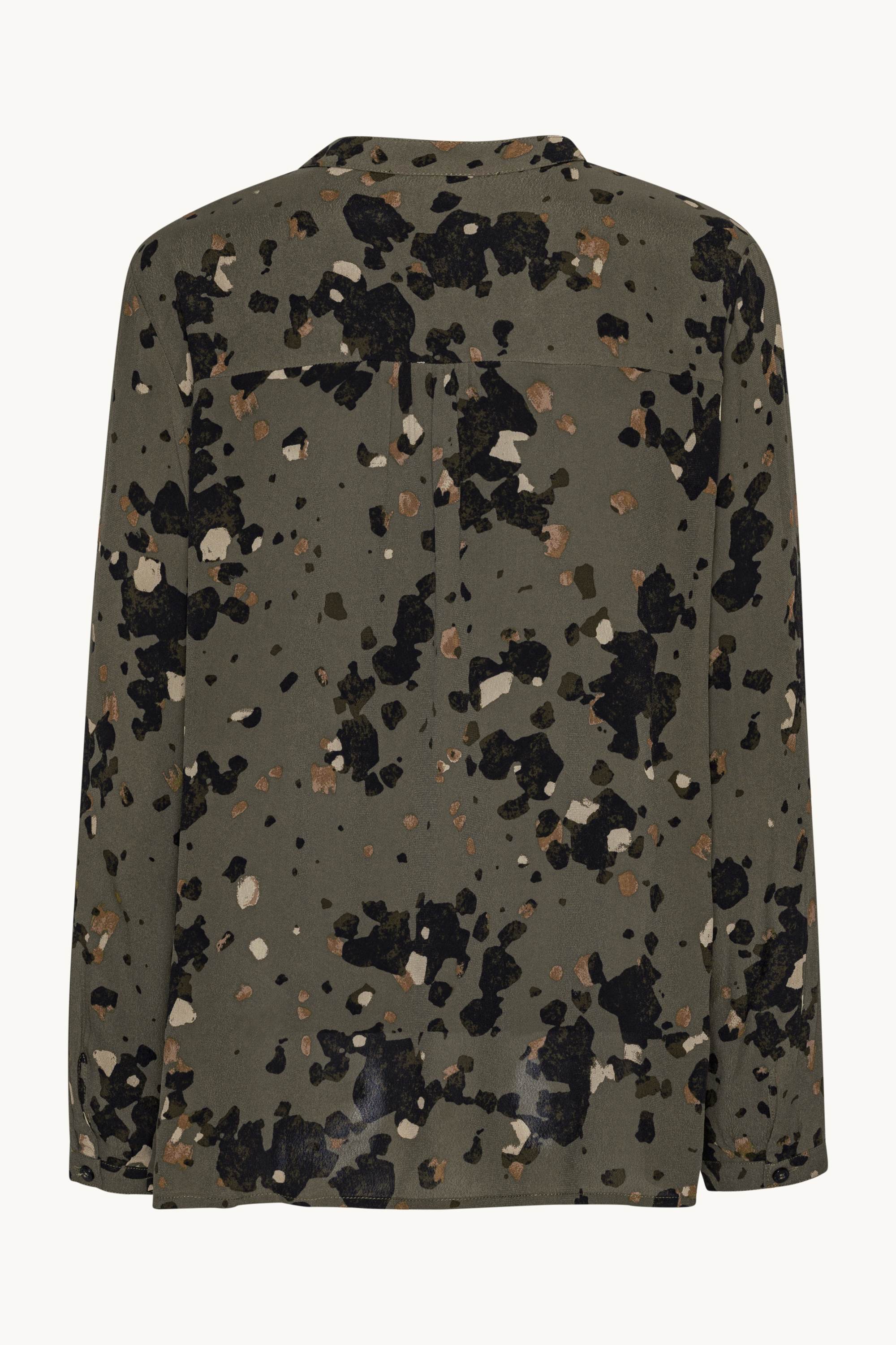 Skjorta med Halv Knappslå - Graphic Camo