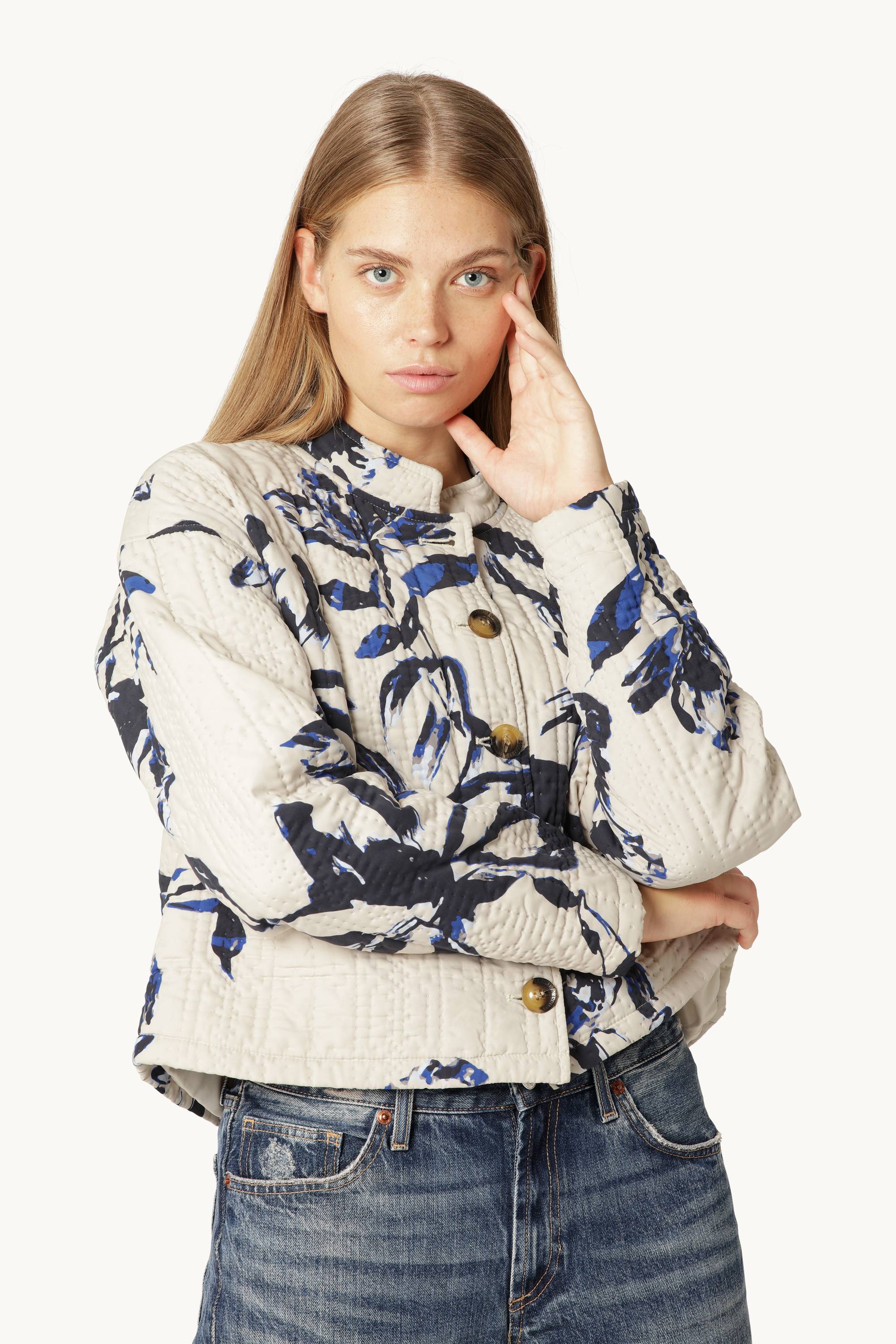 Kort Quiltad Jacka - Beige Artsy Stroke Flower