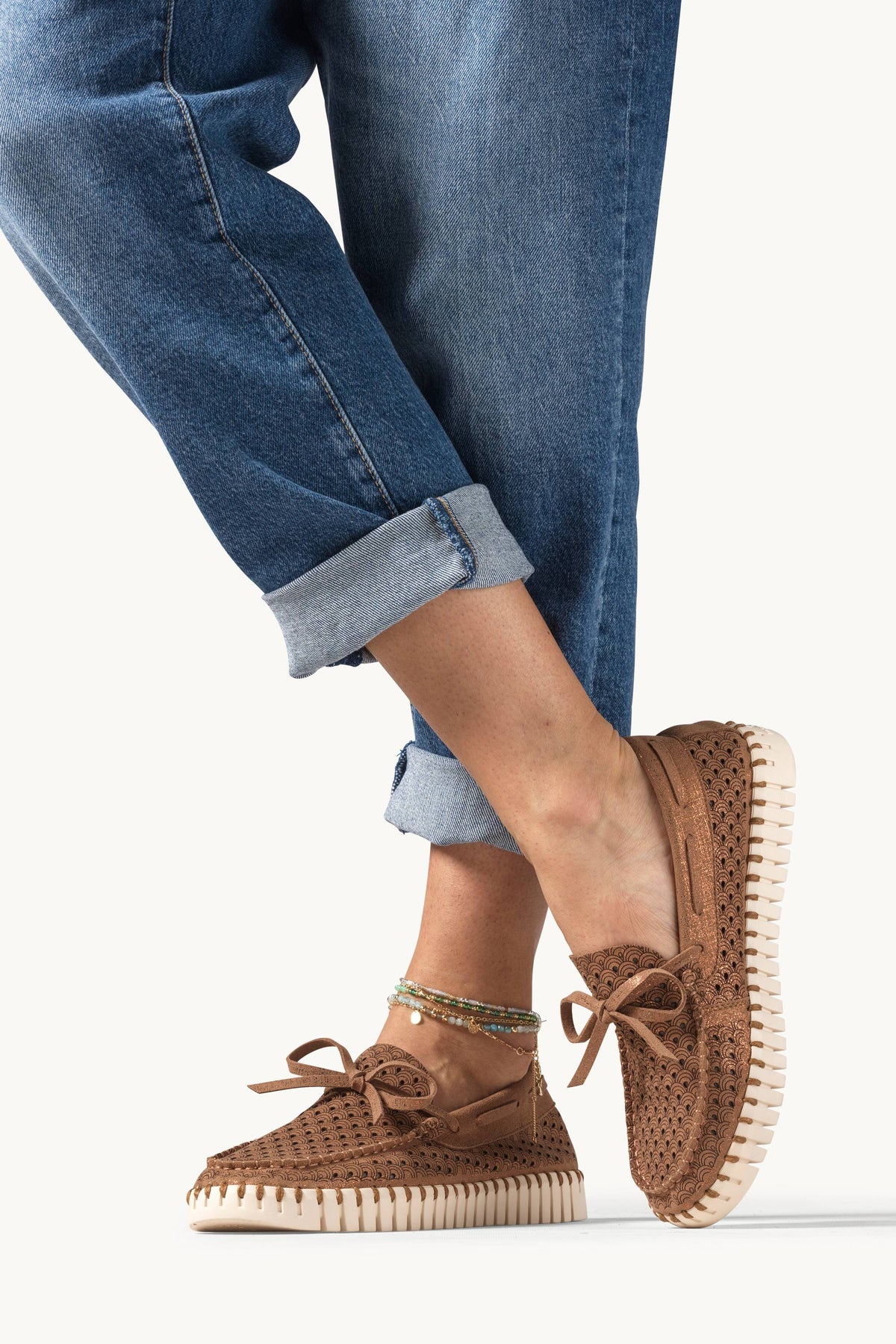 Glitter Boat Shoes on Flat Sole - Nougat Pearled Ivory