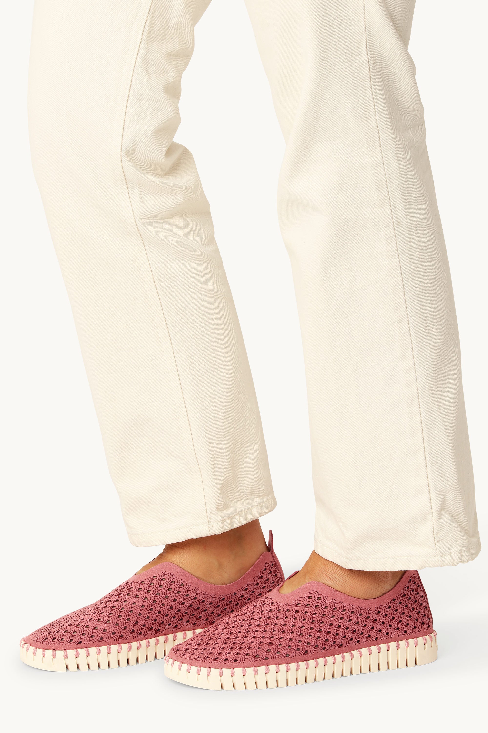 Tulip Skor - Rouge Pearled Ivory