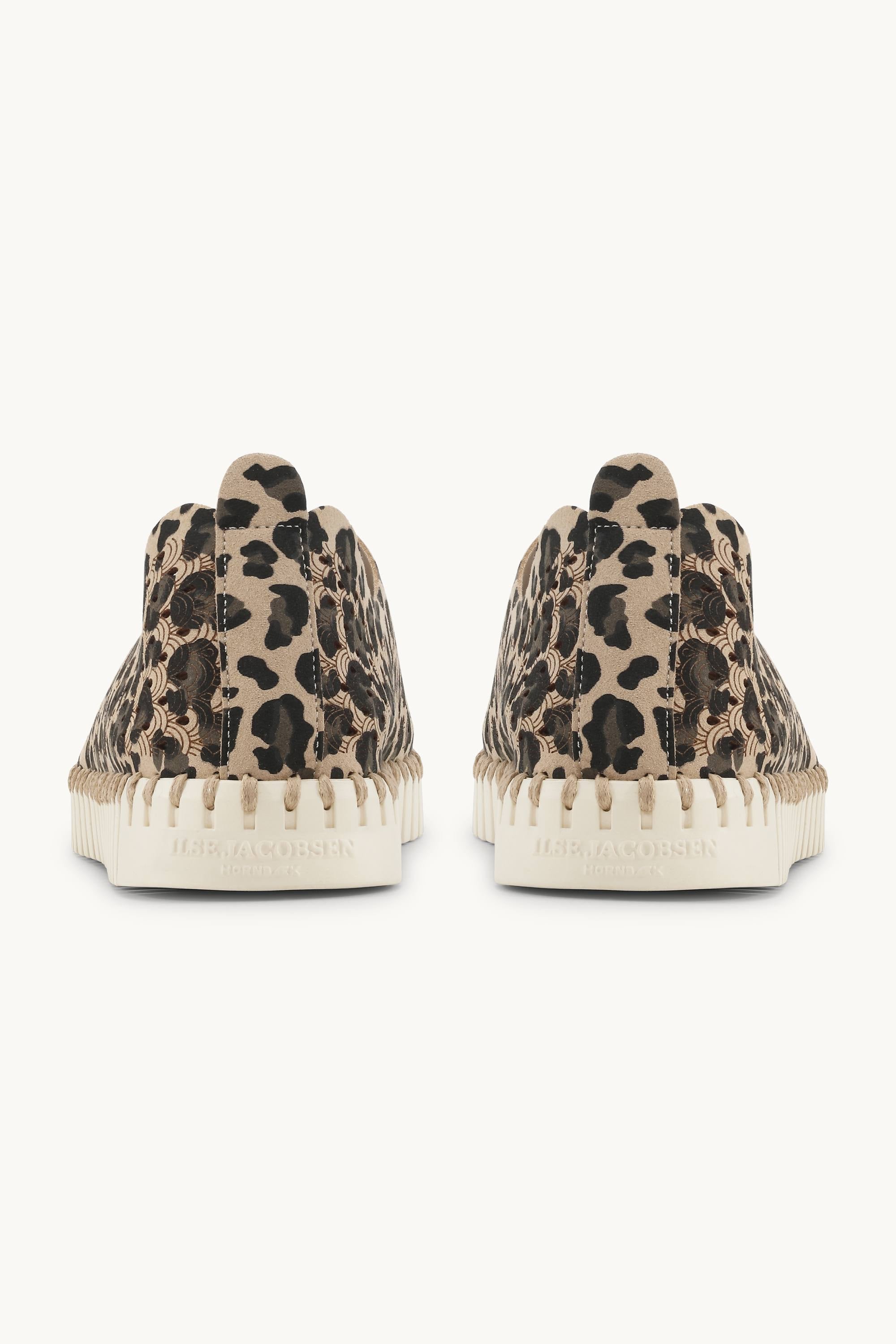 Tulip Slip-In - Latte Pearled Ivory