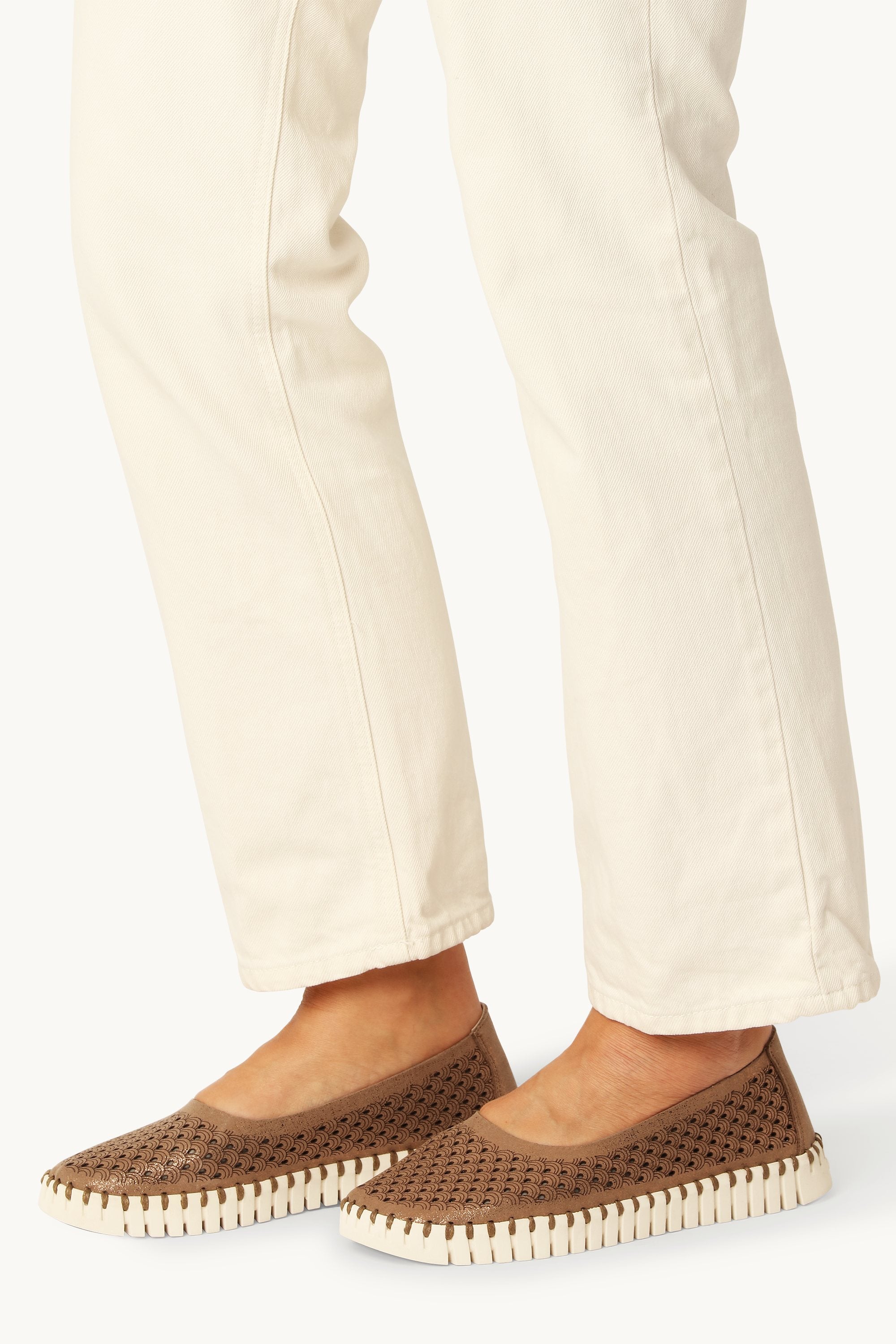 Tulip Skor Glitter - Nougat Pearled Ivory