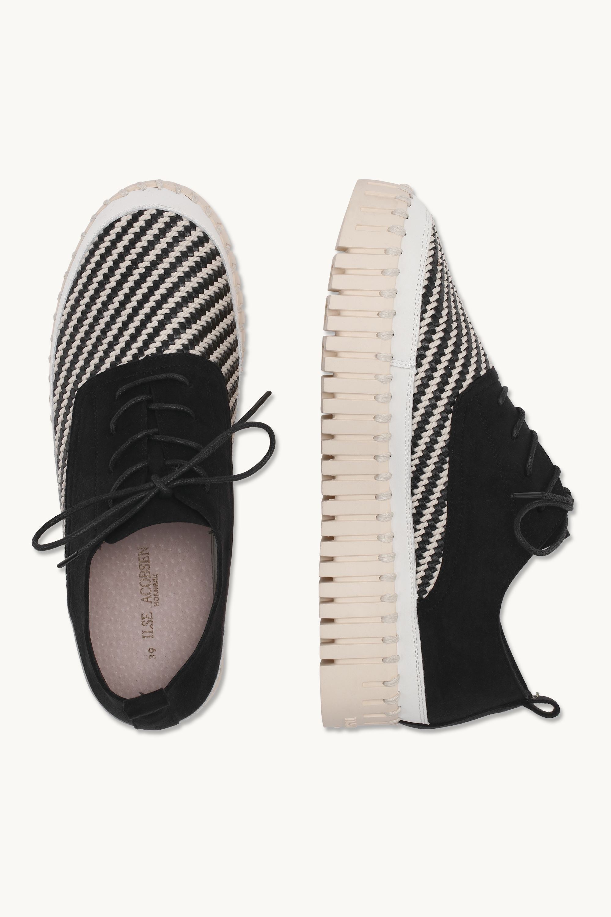 Tulip Skor Med Snörning - Black