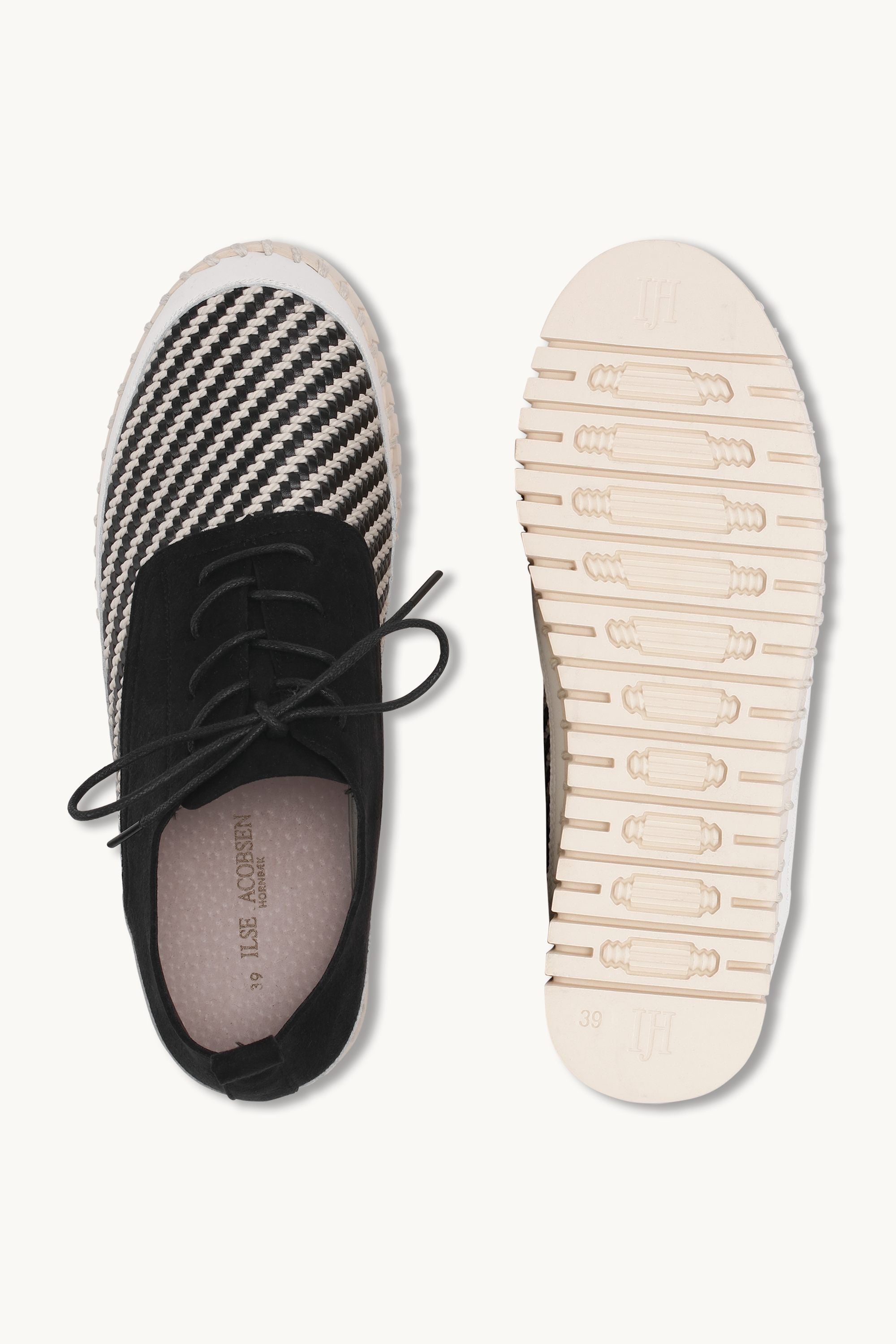 Tulip Skor Med Snörning - Black