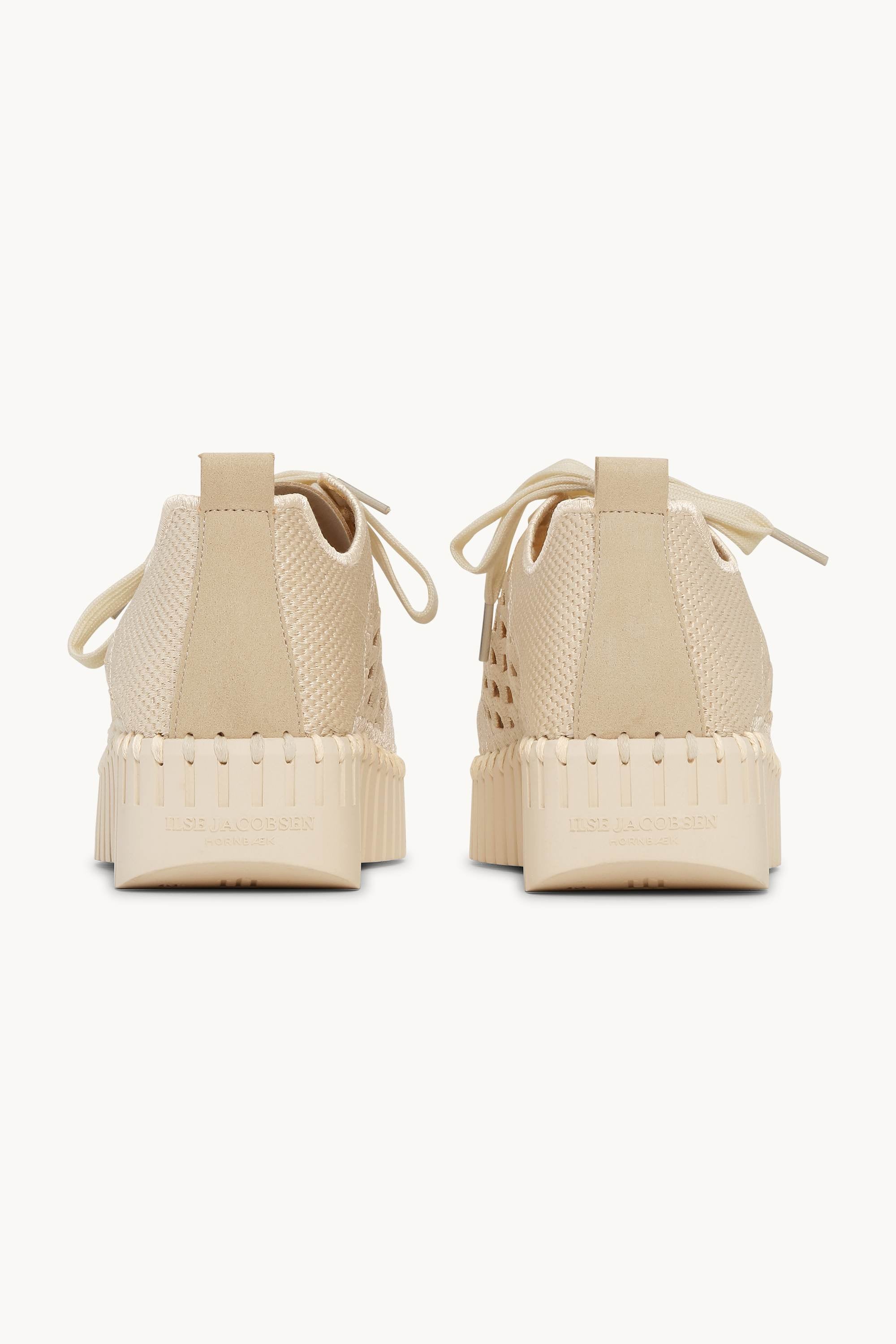 Tulip Embroidery - Kit Pearled Ivory